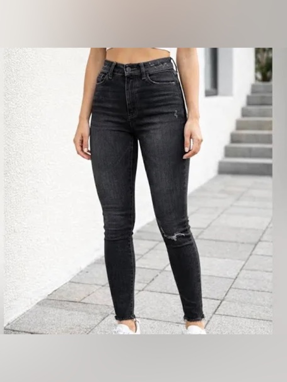 KanCan Distressed Black Ankle Denim Jeans Raw Fringe Hem Women’s 9/28